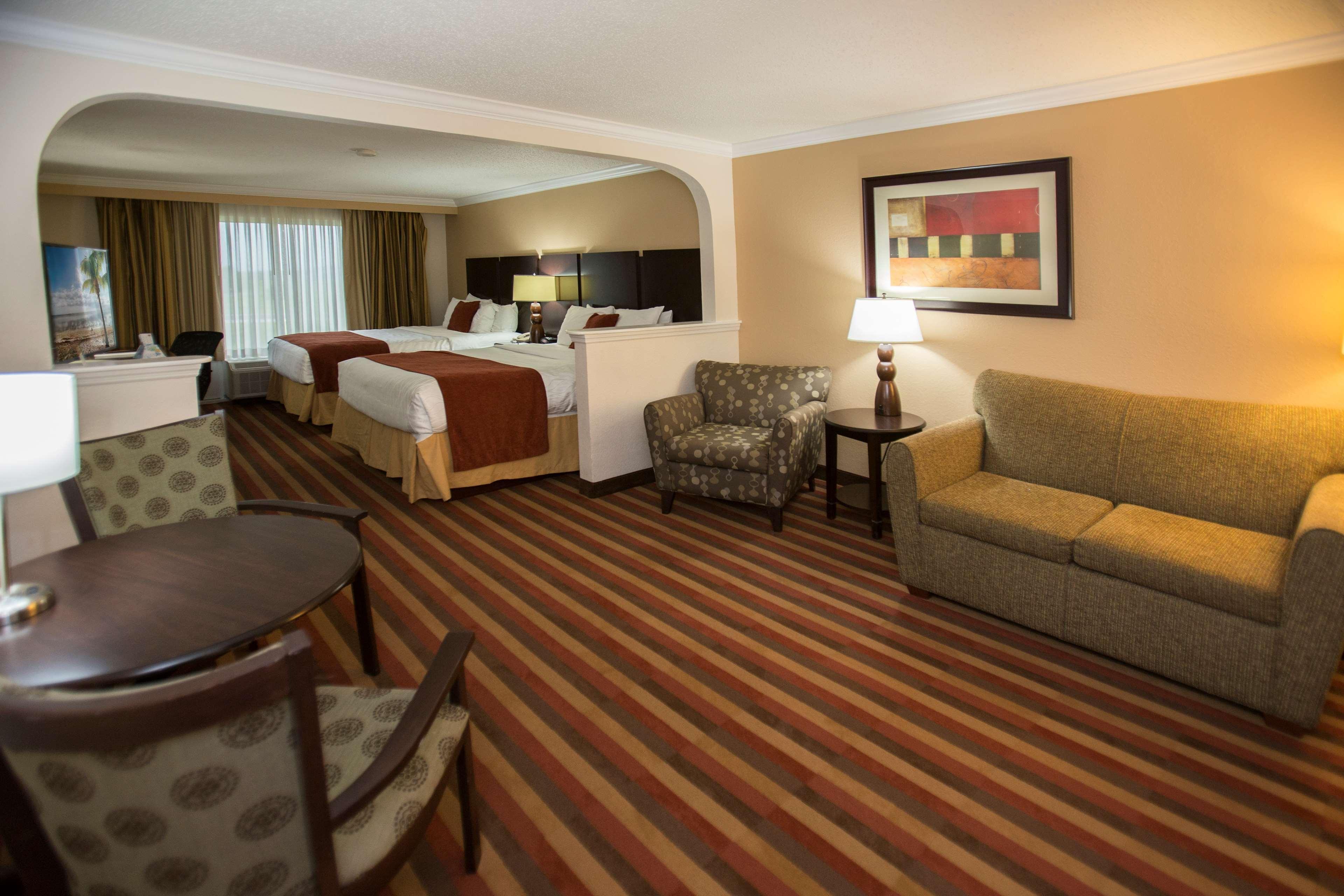 Best Western Plus Ambassador Suites Venice Gardens Zewnętrze zdjęcie