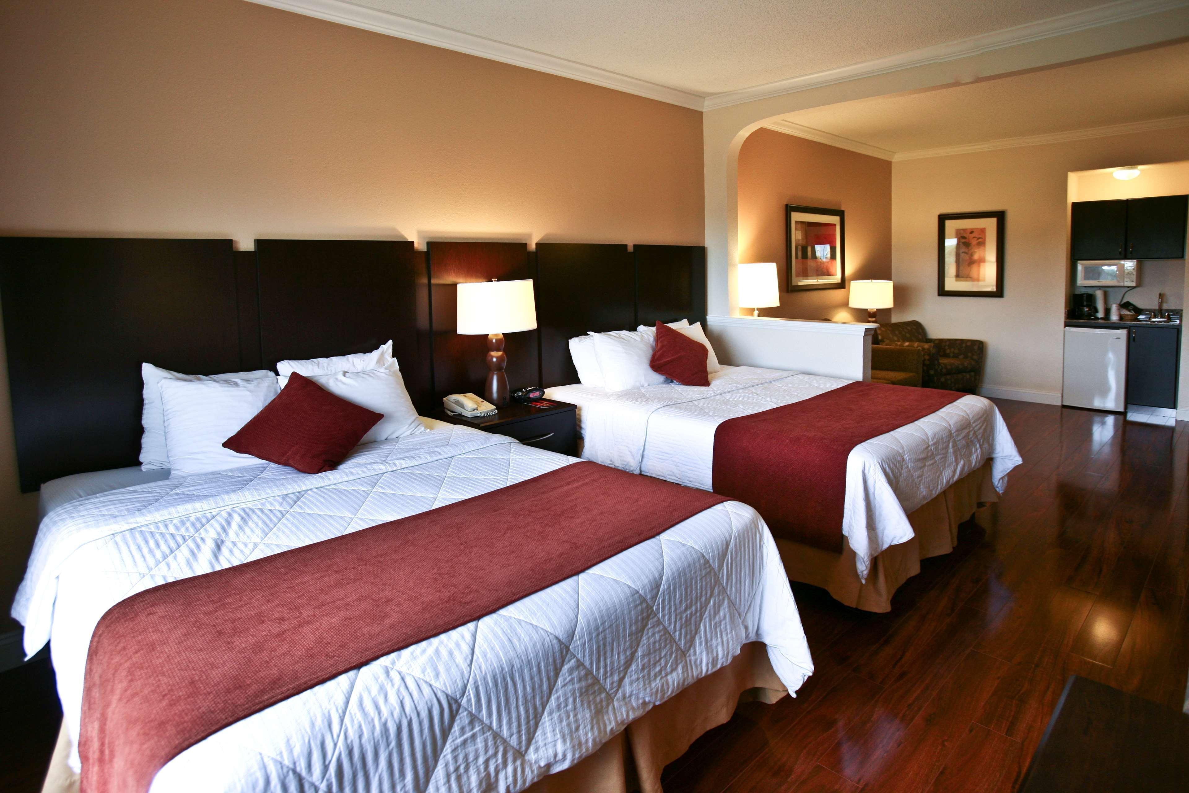 Best Western Plus Ambassador Suites Venice Gardens Zewnętrze zdjęcie