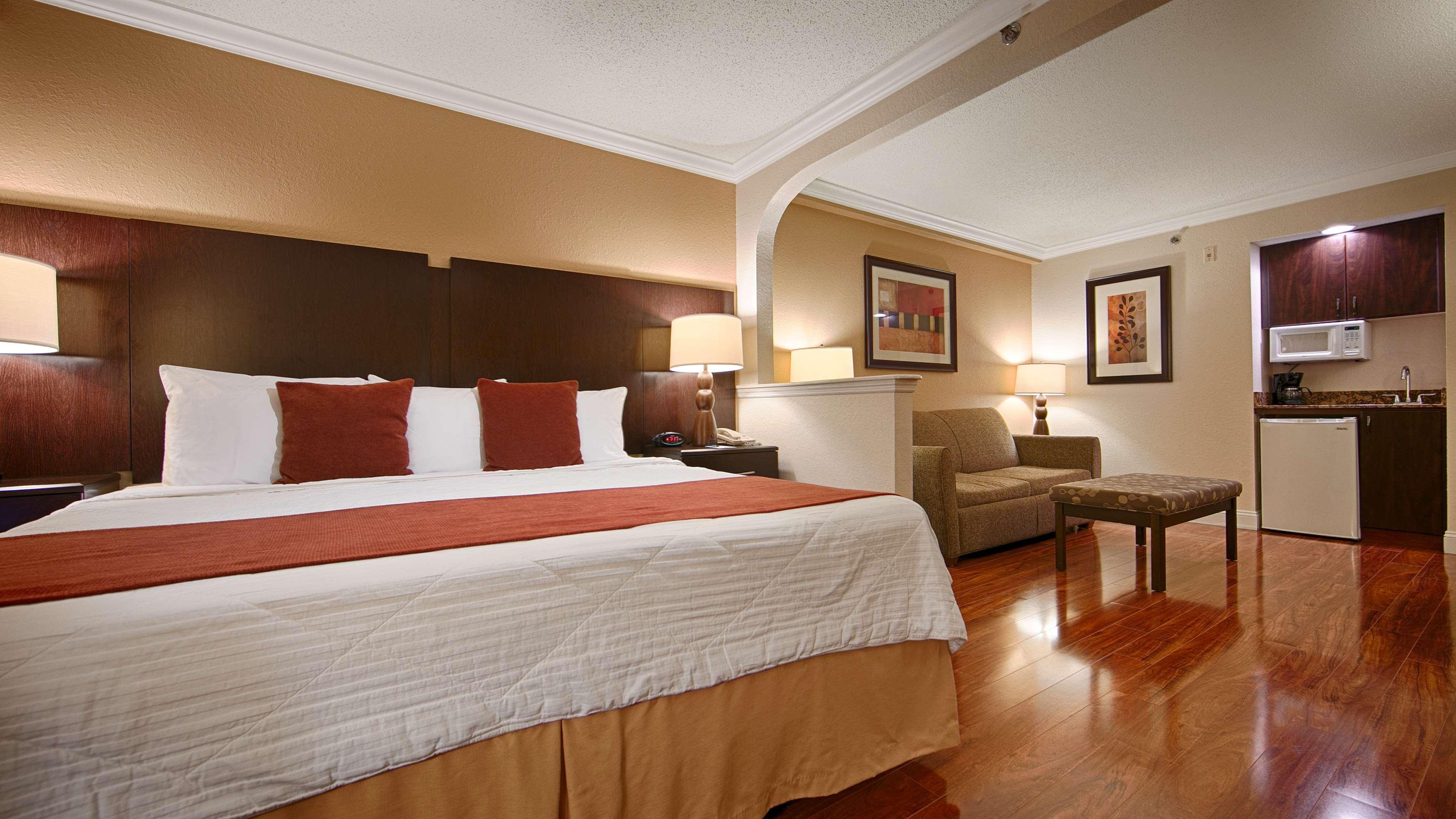 Best Western Plus Ambassador Suites Venice Gardens Zewnętrze zdjęcie