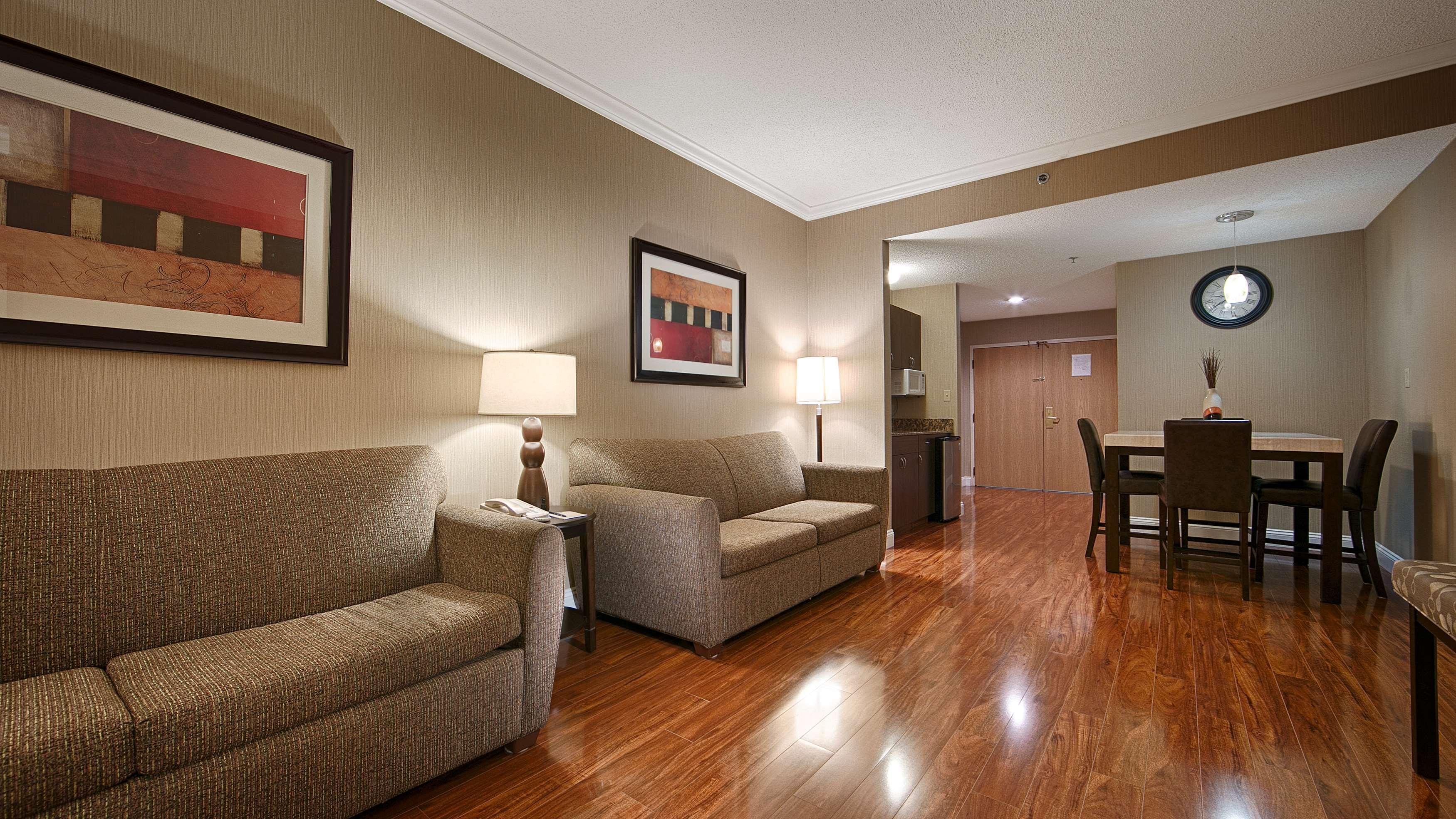 Best Western Plus Ambassador Suites Venice Gardens Zewnętrze zdjęcie