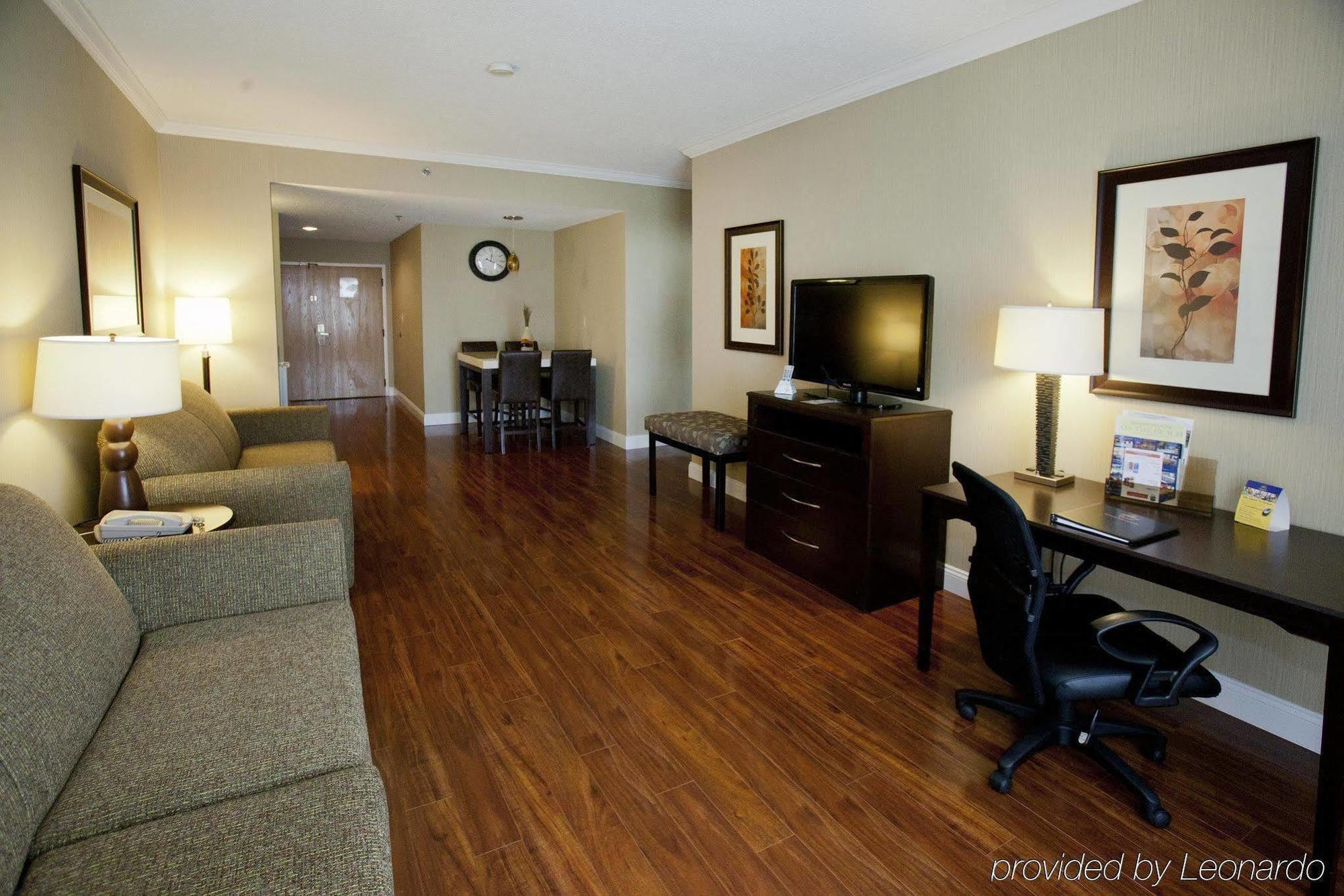 Best Western Plus Ambassador Suites Venice Gardens Pokój zdjęcie